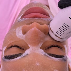Hydra-facial